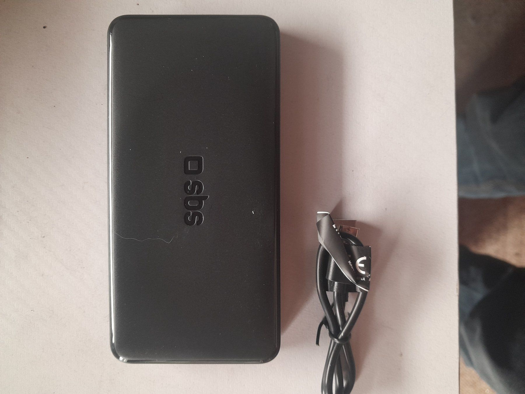 Caricabatterie: Powerbank 10000 mAh – Nuovo (secondo la descrizione) da Escholzmatt venduto da RononDex 2