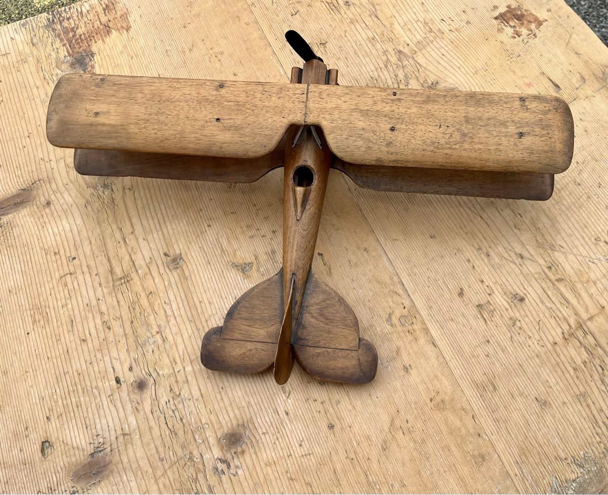 Spielzeuge: Antiker Modellflieger aus Holz – Gebraucht aus Ottikon von san_w99n 1