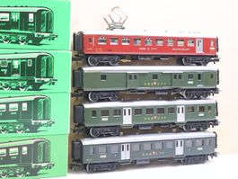 Märklin 4 x SBB Personenwagen H0 4038/4015/...