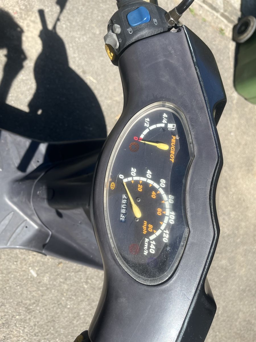 Peugeot Scooters: Peugeot vivacity 2t – D'occasion à Urdorf par mau_8gyp 4