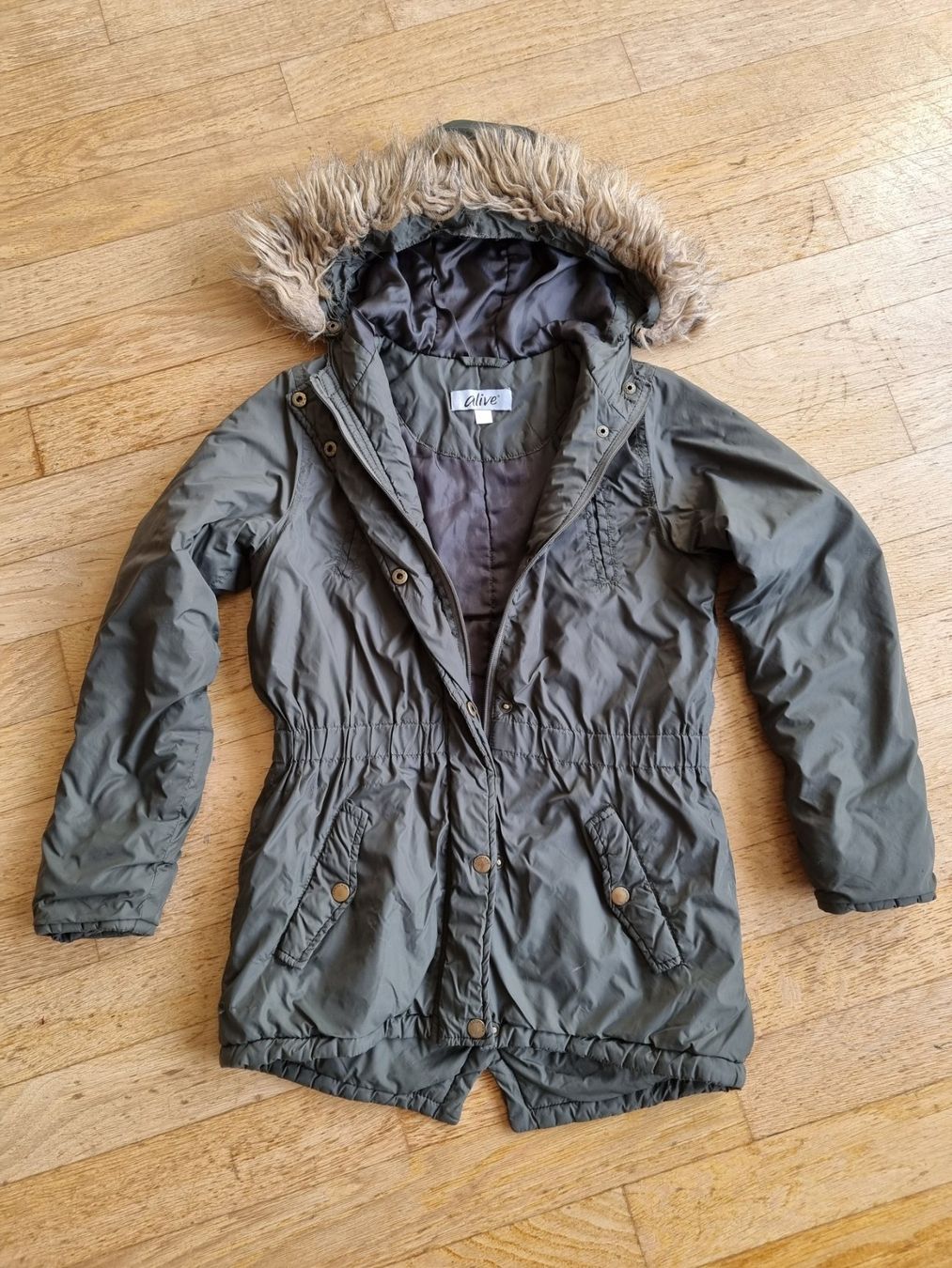 Giacche & Cappotti: Jacke olivegrün Grösse 152 – Usato da Buchrain venduto da Xaro01 1
