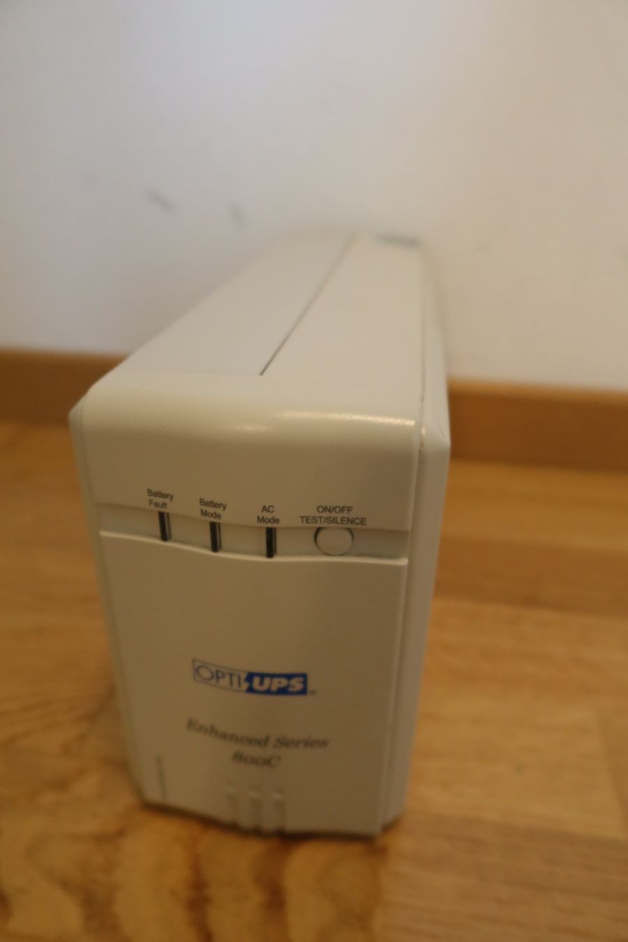 Batterie: UPS Opti-Safe ES800C – Usato da Erlenbach ZH venduto da milliway_42