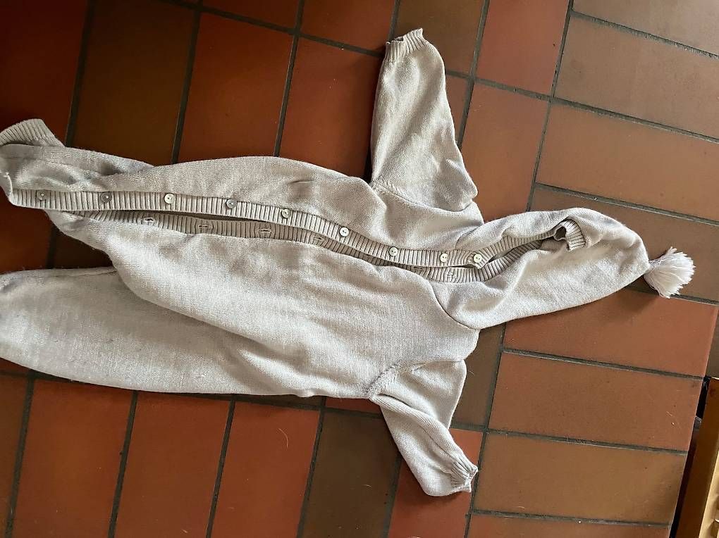 Pigiama & Simili: Baby Strampler aus Merino Wolle – Usato da Wil SG venduto da Royazn