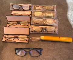 Konvolut 10 Stück Lesebrillen + Etui Neu OVP + 2.5 Dioptrien
