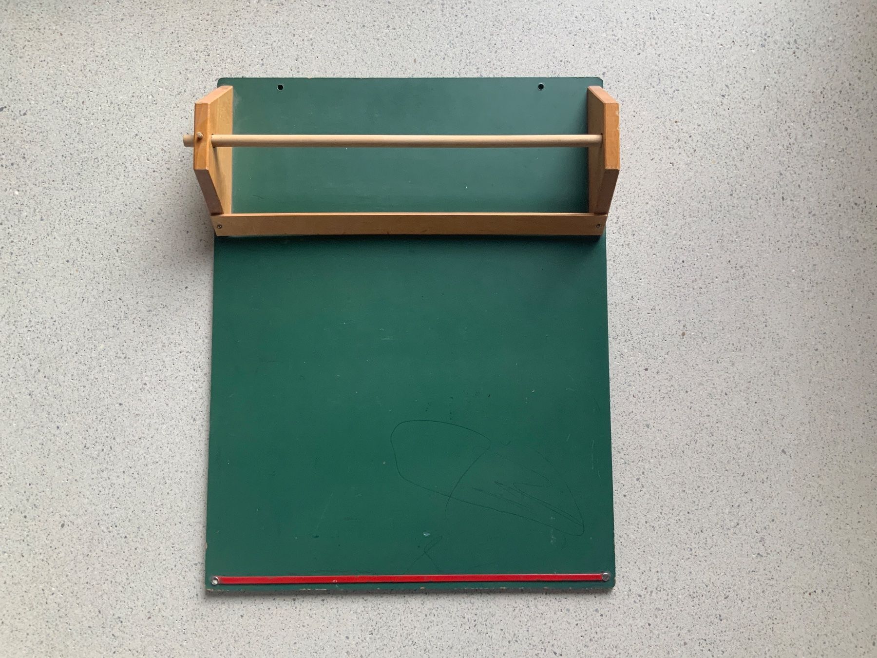 Giocattoli: Mal Tafel für Kinder – Usato da Kriens venduto da Reithofer