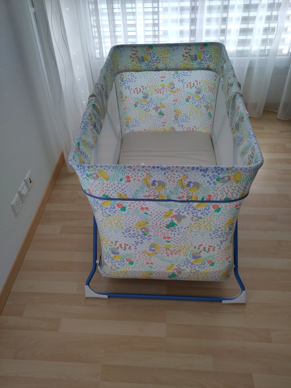 Lits: Baby-Reisebett – D'occasion à Rapperswil SG par f_reck 2