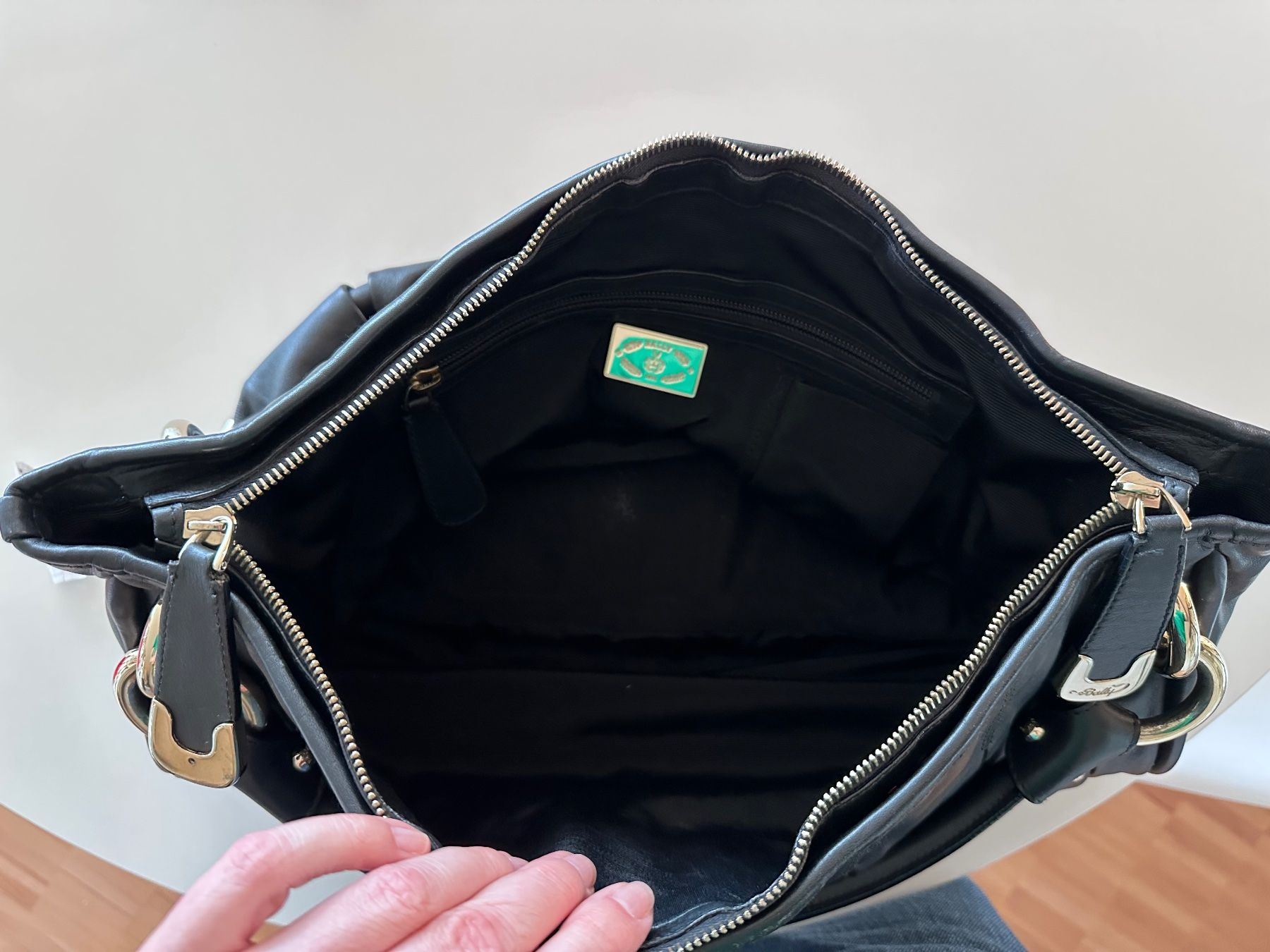 Bally Taschen für Damen: Wunderschöne BALLY Handtasche, super Zustand, schwarz – Gebraucht aus Küsnacht ZH von Harobed18 2
