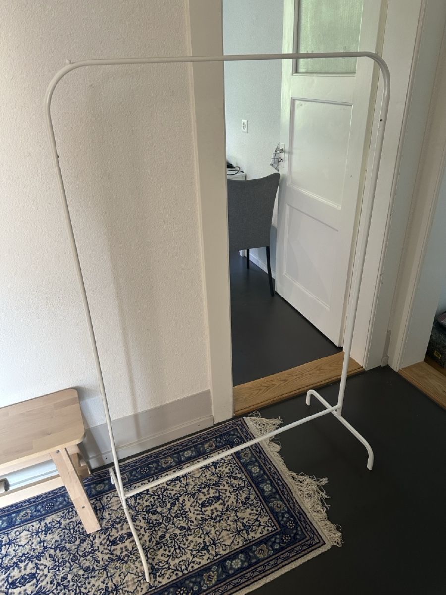 Altro in Decorazioni & Accessori: Kleiderständer weiss Metall gebraucht – Usato da Bern venduto da tradeforpeace