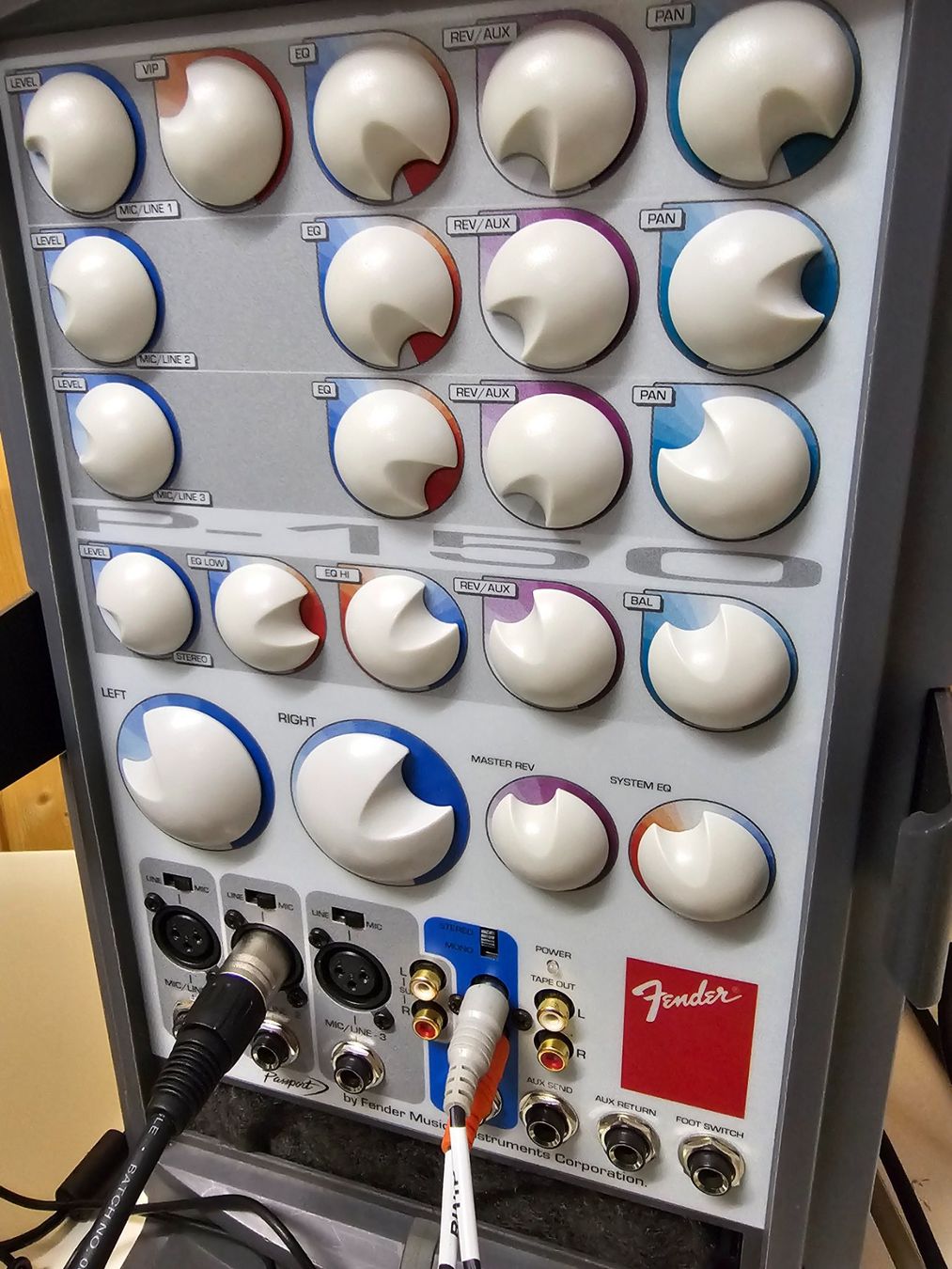 Fender Console di mixaggio: PA Fender mobil – Usato da Dürnten venduto da Anbra1 1