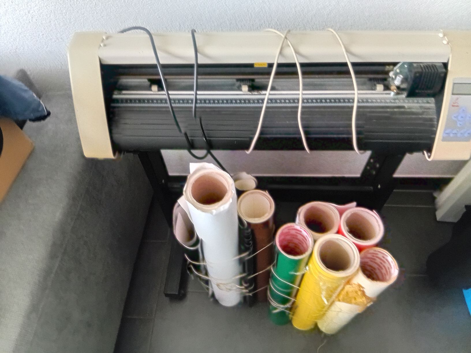 Tutte le macchine: Schneideplotter Redsail mit div. Folien gebraucht.  – Usato da Muri AG venduto da pepone69 3