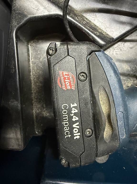 Trapani: Visseuse Bosch 14,4 Volts – Usato da Essertines-sur-Yverdon venduto da Tetard88 1
