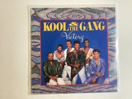 Kool & The Gang Single - Victory / Bad Woman