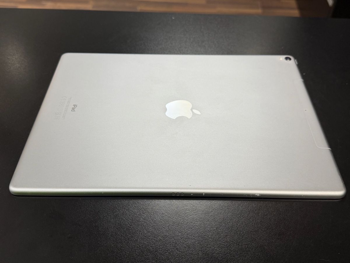 Apple Tablet PC: iPad Pro 12.9 2 Generation WiFi und Cellular space Gray – Usato da Zürich venduto da Handycaree 3
