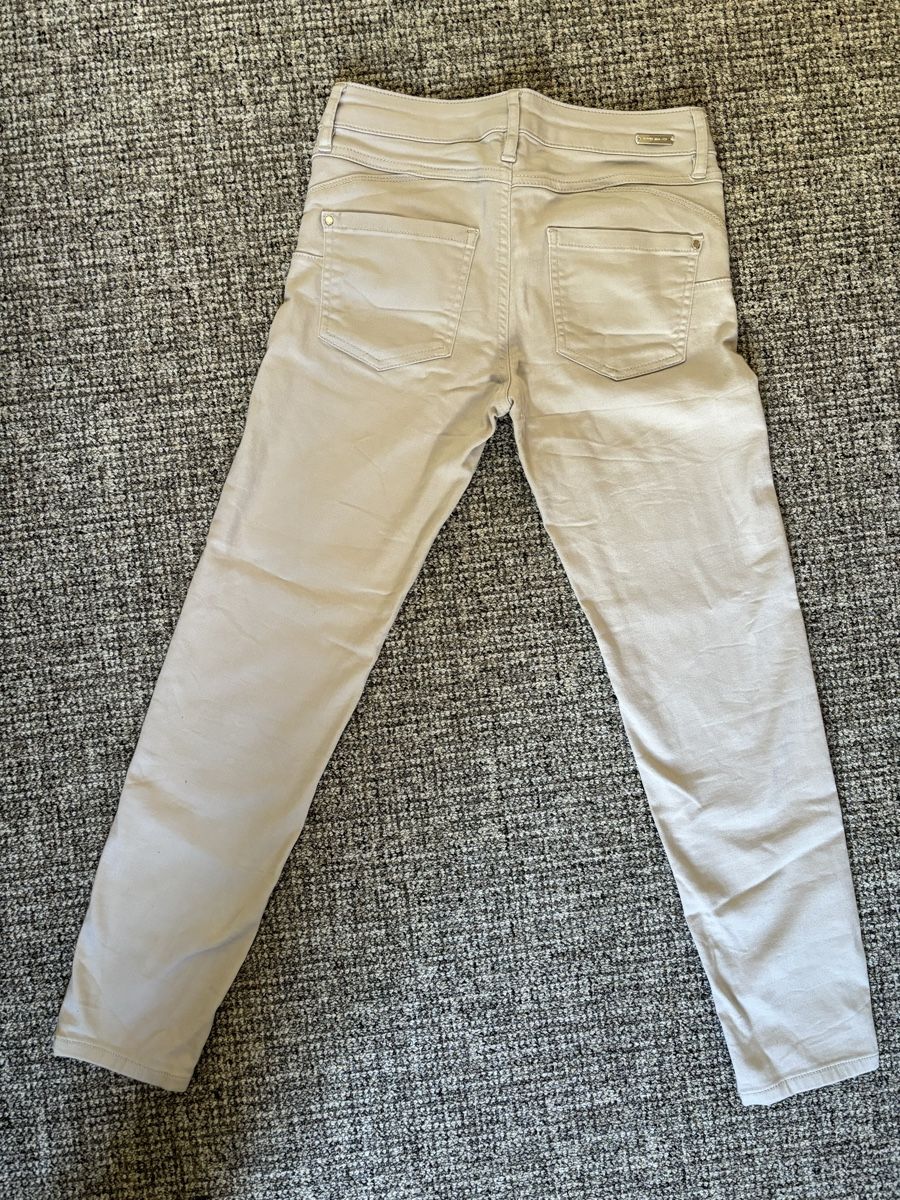 Hosen: Elastische 7/8 Hose, beige, Gr. 36, klein geschnitten – Neu (gemäss Beschreibung) aus Seengen von Jeanine85 1