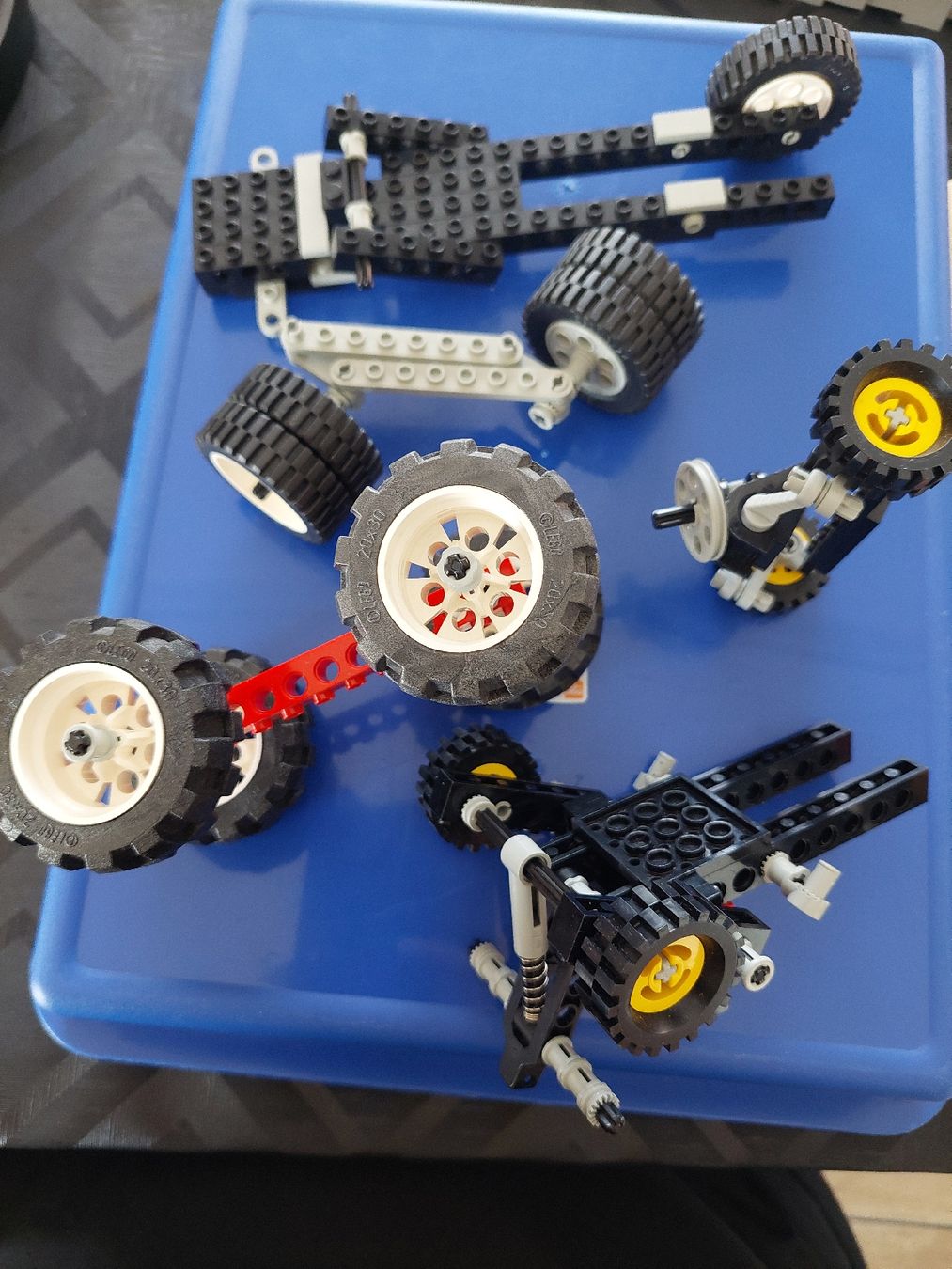 Lego Jouets:  Div. Lego Technic  Teile – D'occasion à Zetzwil par sti_x9xf 3