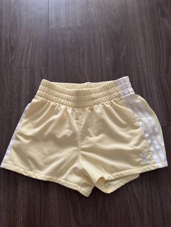 YELLOW ADIDAS SHORTS💛