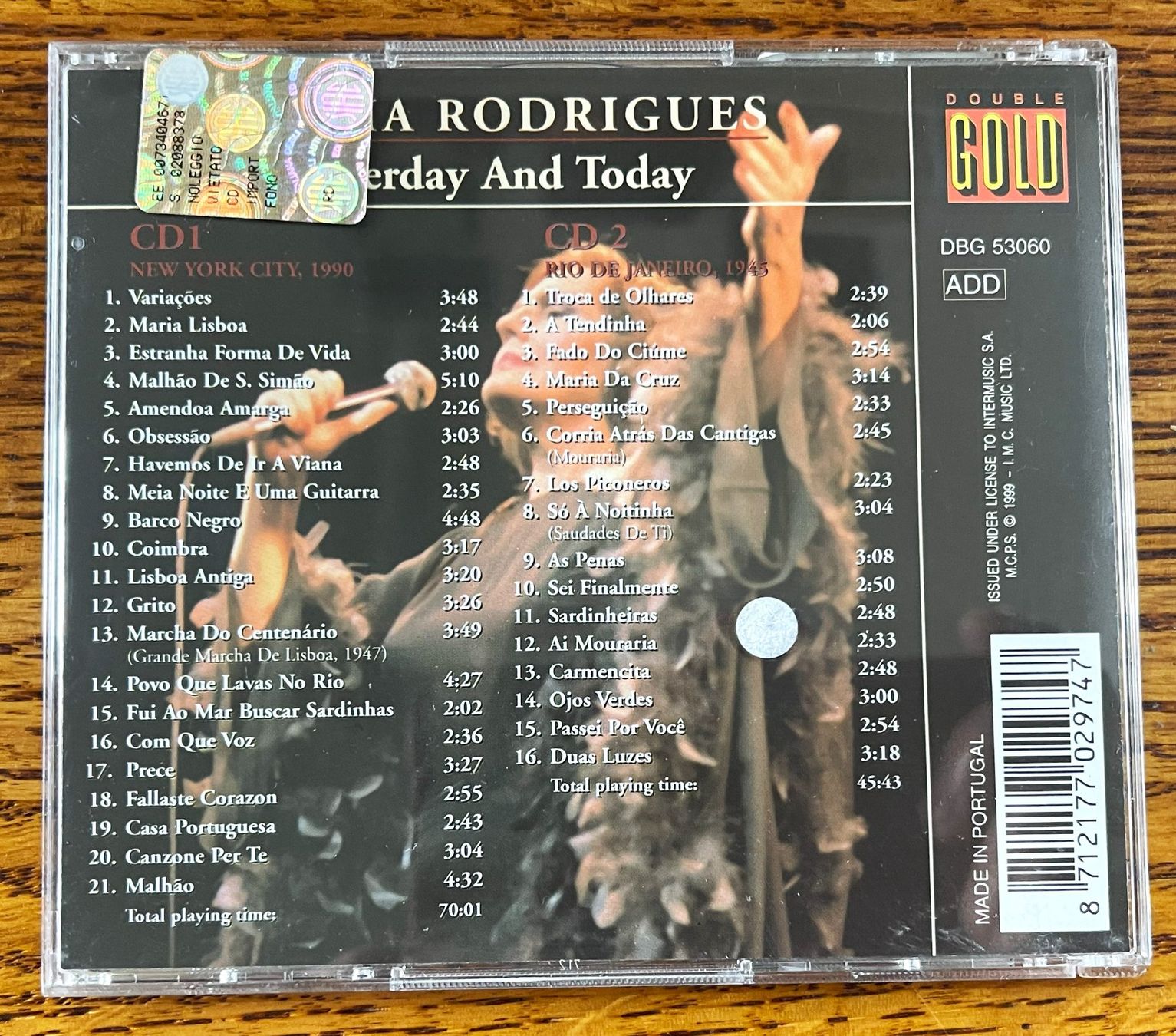 CD: Amàlia Rodrigues: YESTERDAY AND TODAY CD – Usato da Oftringen venduto da Vucki 1