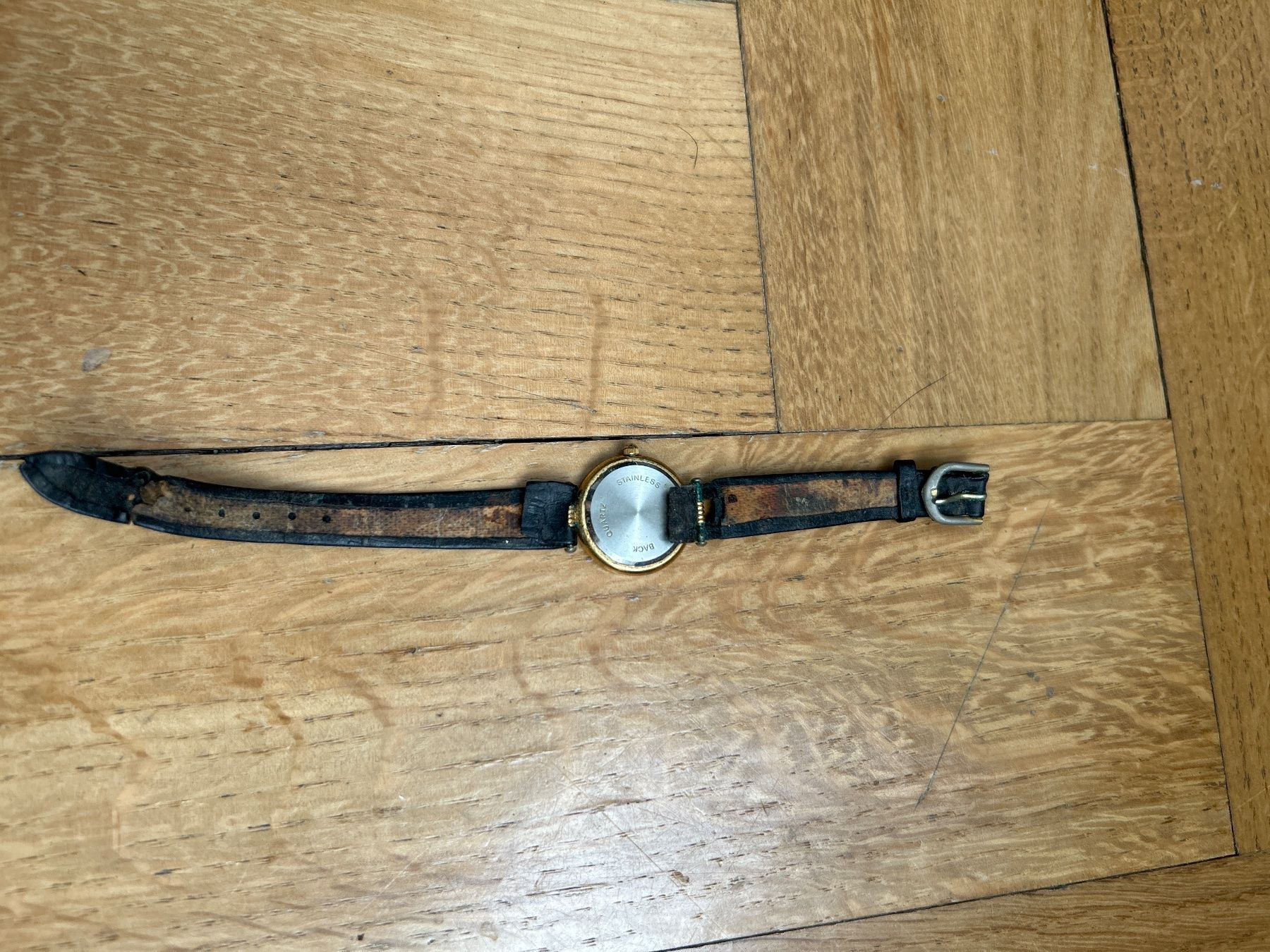 Orologi: Veneto Damenuhr – Difettoso da Bern venduto da mil_g69v 1