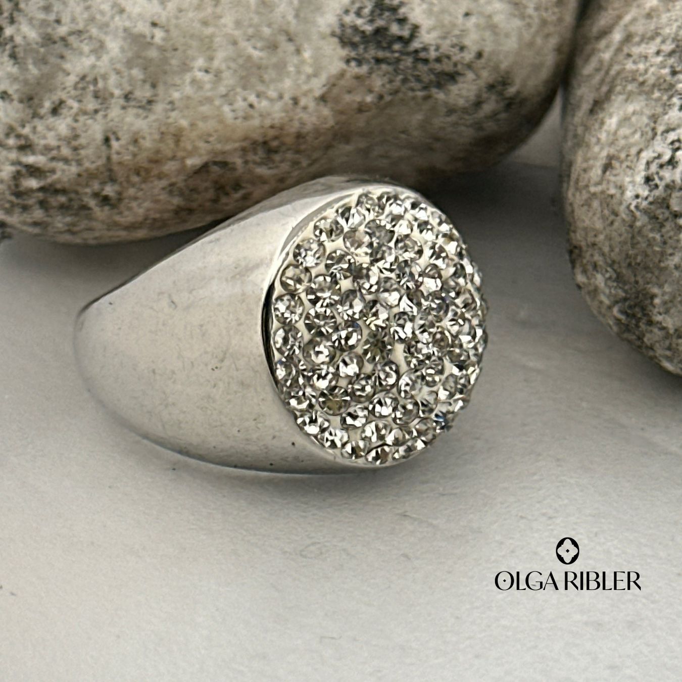 Olga Ribler Anelli: Edelstahl  Ring mit Zirkonia Ringgrösse 57 – Nuovo (secondo la descrizione) da Luzern venduto da Schmuckoutlet 7