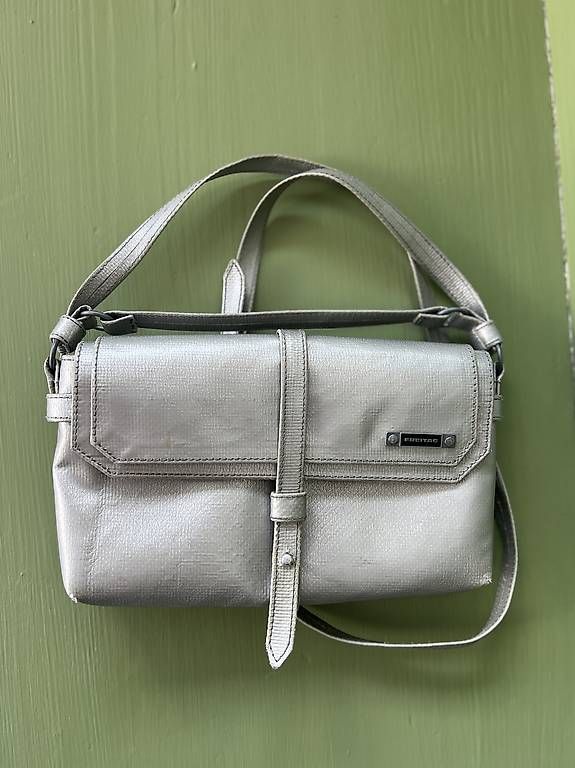 Freitag Taschen: Freitag Reference OTTENDORFER r119 Silber – Gebraucht aus Bremgarten b. Bern von chouyanyan