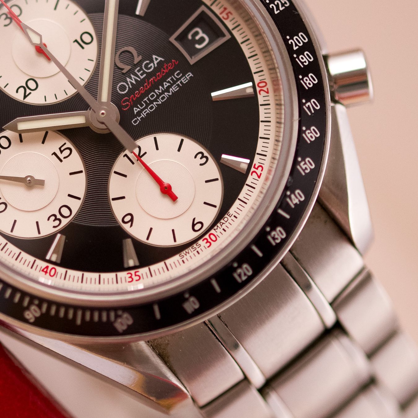 Omega Uhren: Omega Speedmaster Date / 3210.51 / Full Set / 2012 – Gebraucht aus Luzern von PrimeSwissTime 5