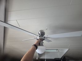 Ventilateur de plafond chromé 4 pales, bon état