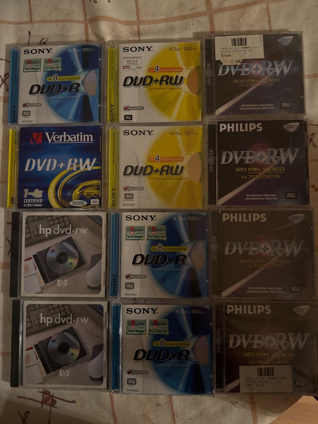 Tous les DVDs: 12x DVD+RW Rohlinge – Neuf avec emballage d'origine à Schaffhausen par D-MAC