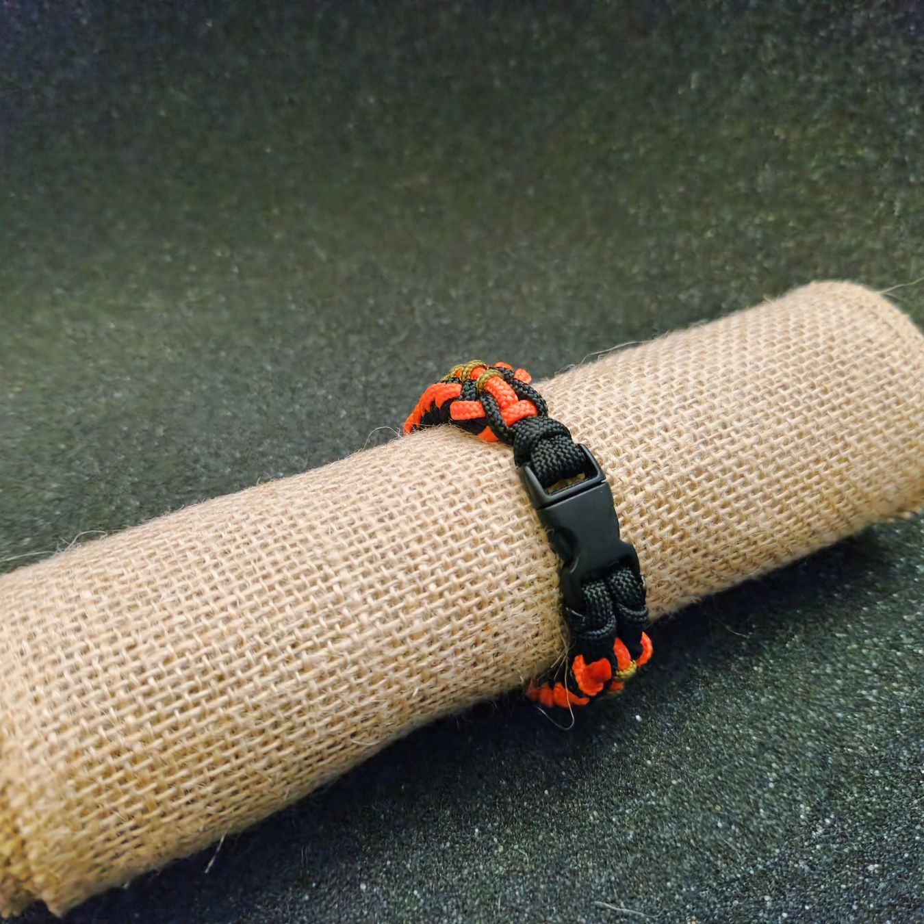 Armbänder & -reifen: Bracelet paracorde – Neu und originalverpackt aus Billens von D-Dorian 1