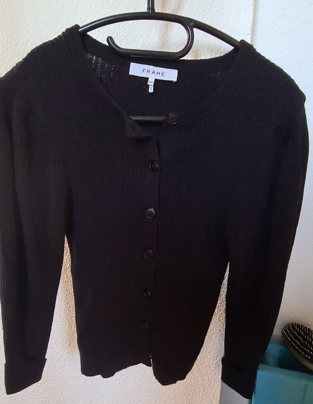 Giacche: Strickjacke Marke Frame schwarz Gr. S – Usato da Wettingen venduto da Mahariko 1