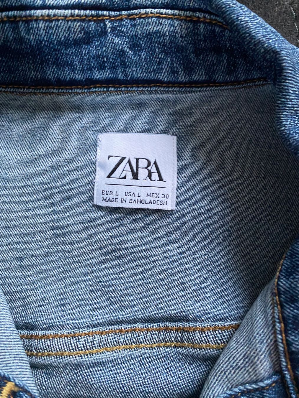 Zara Giacche: Zara Jeansjacke Damen Grösse L – Usato da Frutigen venduto da TianaTiara 1