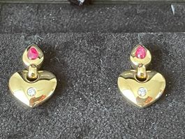 Ohrhänger aus 18 Karat / 750 Gelbgold / 2 Brill. u. 2 Rubine