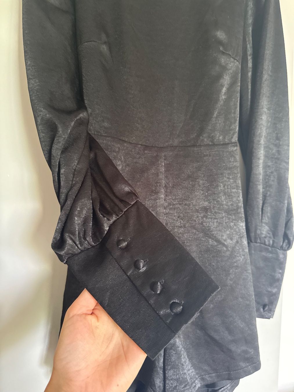 Jumpsuits: Ungetragener Jumpsuit schwarz mit Samtoptik, Grösse M – Neu und originalverpackt aus Aarau von Gulianora 1