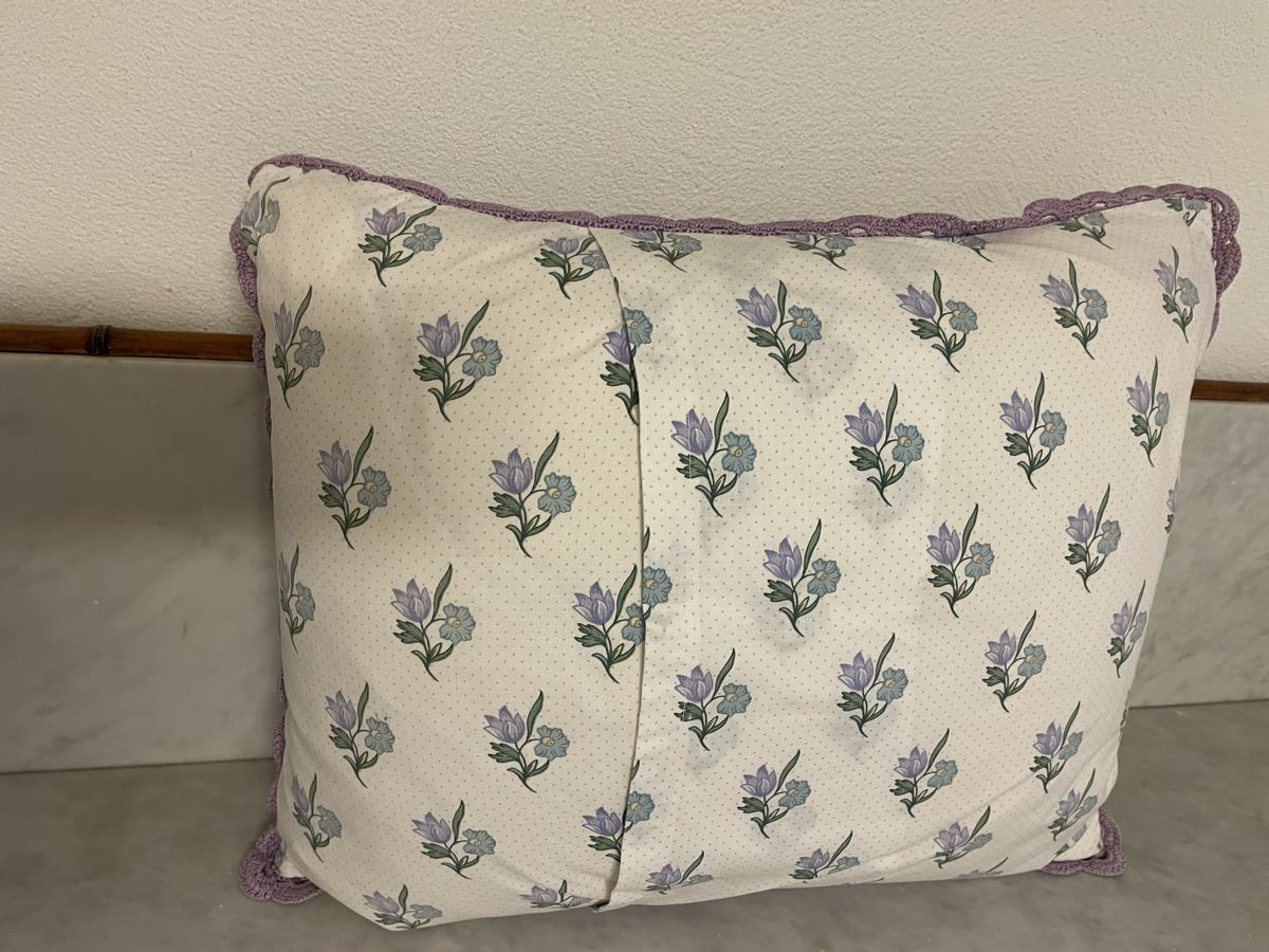 Laura Ashley Cuscini: Laura Ashley Dekokissen – Usato da Siebnen venduto da Starlauf 2