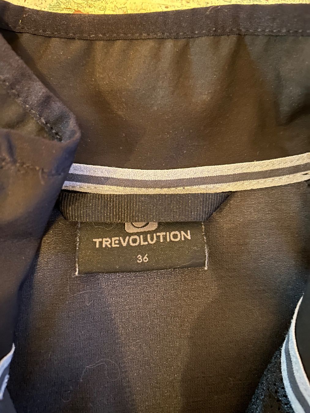 Trevolution Giacche: Trevolution Veste grösse 36 – Usato da Bern venduto da Dafi7 2