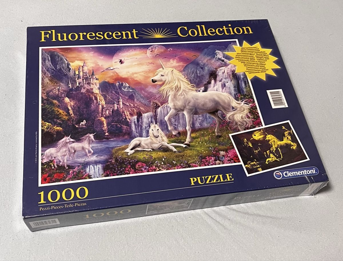 Clementoni Puzzle: Clementoni Puzzle Einhorn Fluorescent- Originalverpackt!!! – Nuovo e nell'imballaggio originale da Wallisellen venduto da maxiking.21