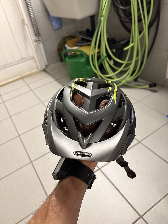 Alpina Caschi: Velohelm – Usato da Henggart venduto da aexelsurf 1