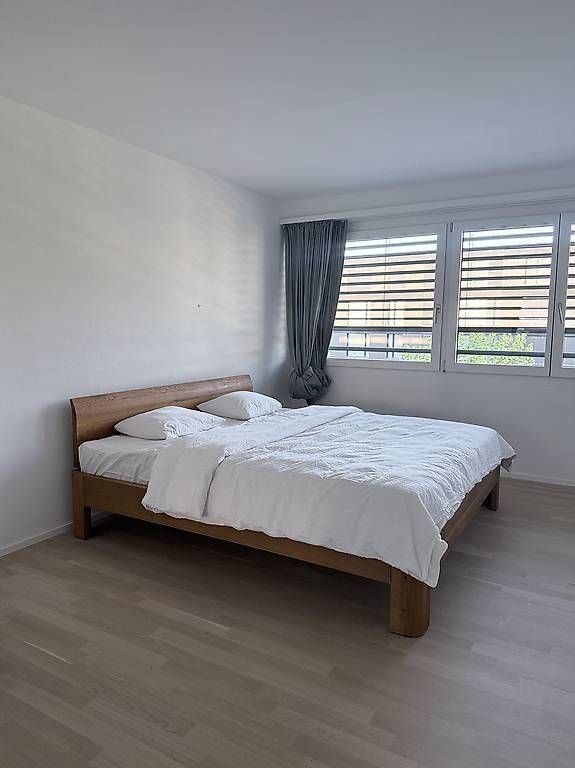 Hasena Letti: Hasena | Eiche Bettgestell 180x200cm – Usato da Zug venduto da Pimschayakan 2