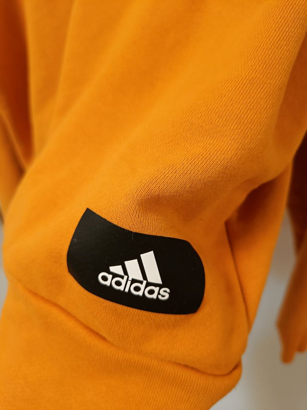 Adidas Pullover & Sweatshirts: Adidas Pullover Senfgelb Gr. S | Top Zustand – Gebraucht aus Zürich von Atelier.Second 3