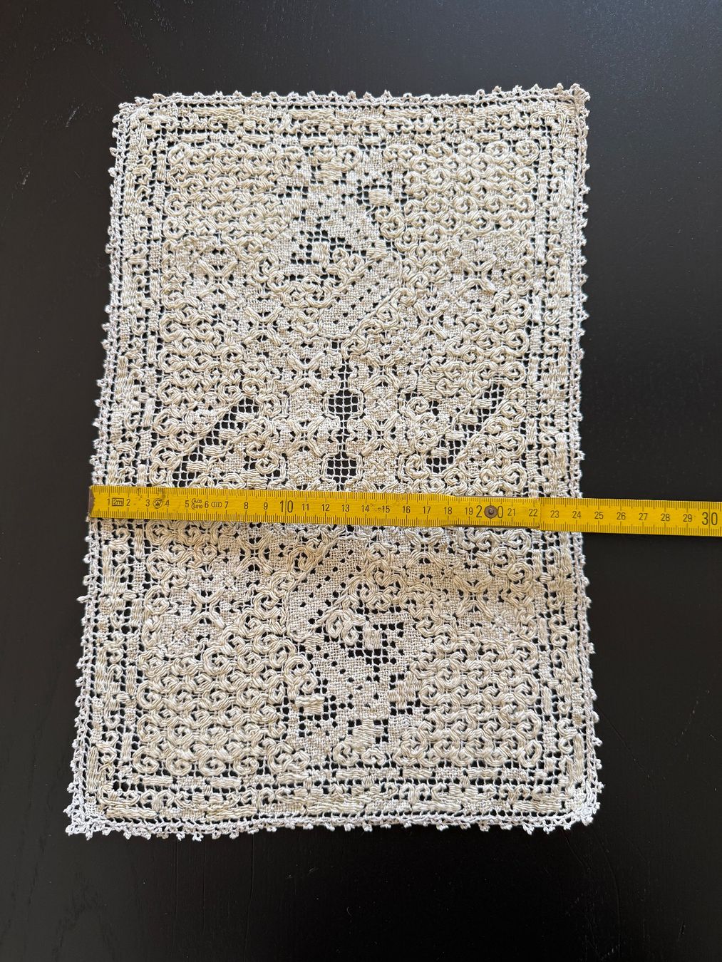 Altra biancheria da tavola: Vintage Deckchen/Tischsets, Handarbeit, Winter-Look! – Usato da Erstfeld venduto da Mario_boe0 1