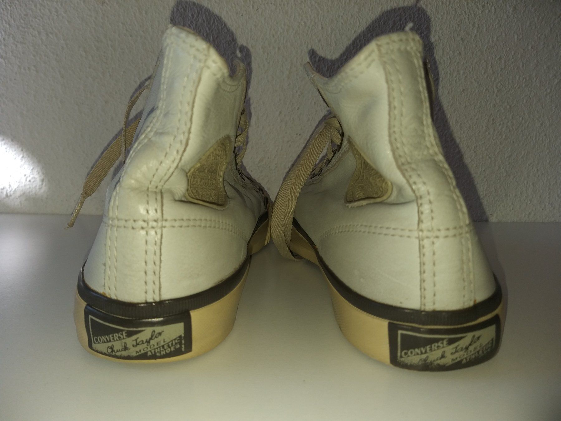 Converse Scarpe da donna: CONVERSE  Chaussures / Schuhe  Pointure / Nummer 37 – Usato da Cossonay-ville venduto da Super-Price-Quality 4