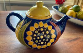 Teekanne Artesa Ecuador hand painted Keramik bunt