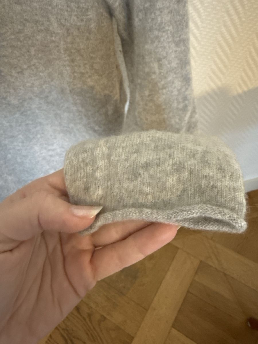Massimo Dutti Maglioni & Felpe: Pull Massimo Dutti 100% cachemire gris – Usato da Genève venduto da cece22 4