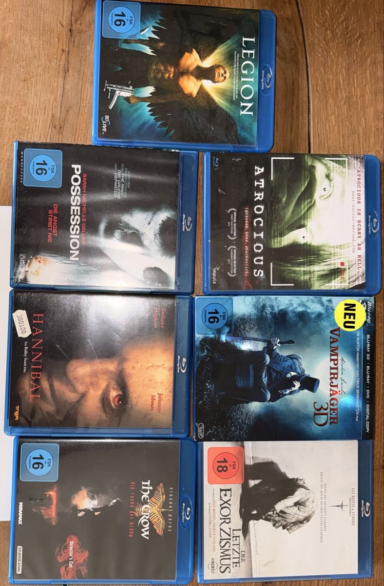 Alle DVDs: Blu-ray Horrorfilme Sammlung: Legion, Hannibal, Crow u.a. – Gebraucht aus Mönchaltorf von Zor_2sxj