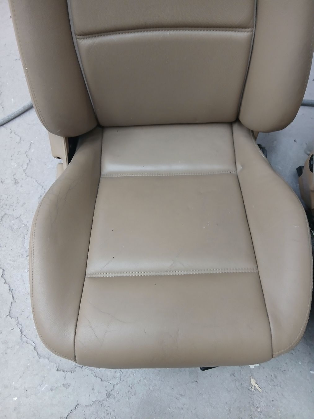 Mazda Tutti pezzi di ricambio auto: Sièges Mazda Mx5 NB  – Usato da la heutte venduto da Auto-stock 5