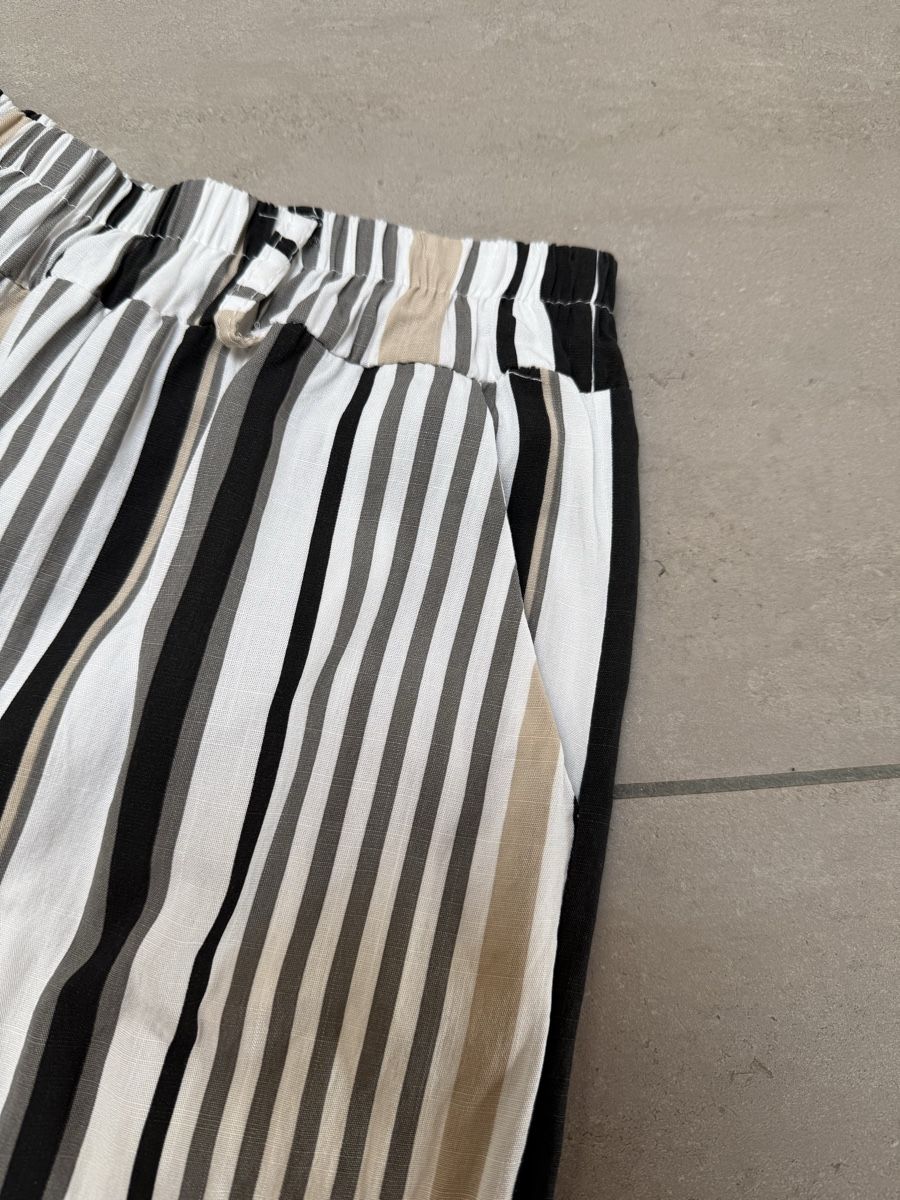 Hosen: Marlenehose aus Viscose – Neu (gemäss Beschreibung) aus Sigriswil von ck56 3