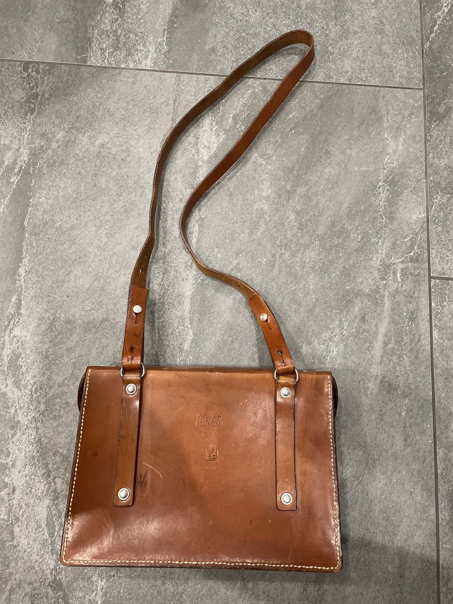 Schweizer Armee Borse: Tasche – Usato da Magden venduto da chr_kp2z 1