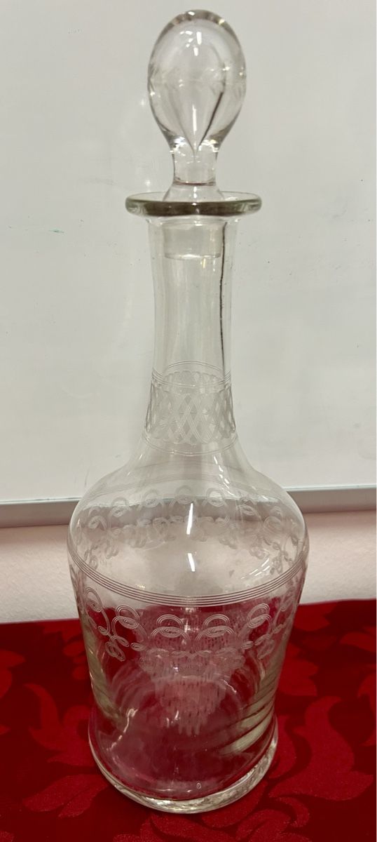 Caraffe: Belle carafe en verre gravée – Usato da Petit-Lancy venduto da Pierre_le_voyageur