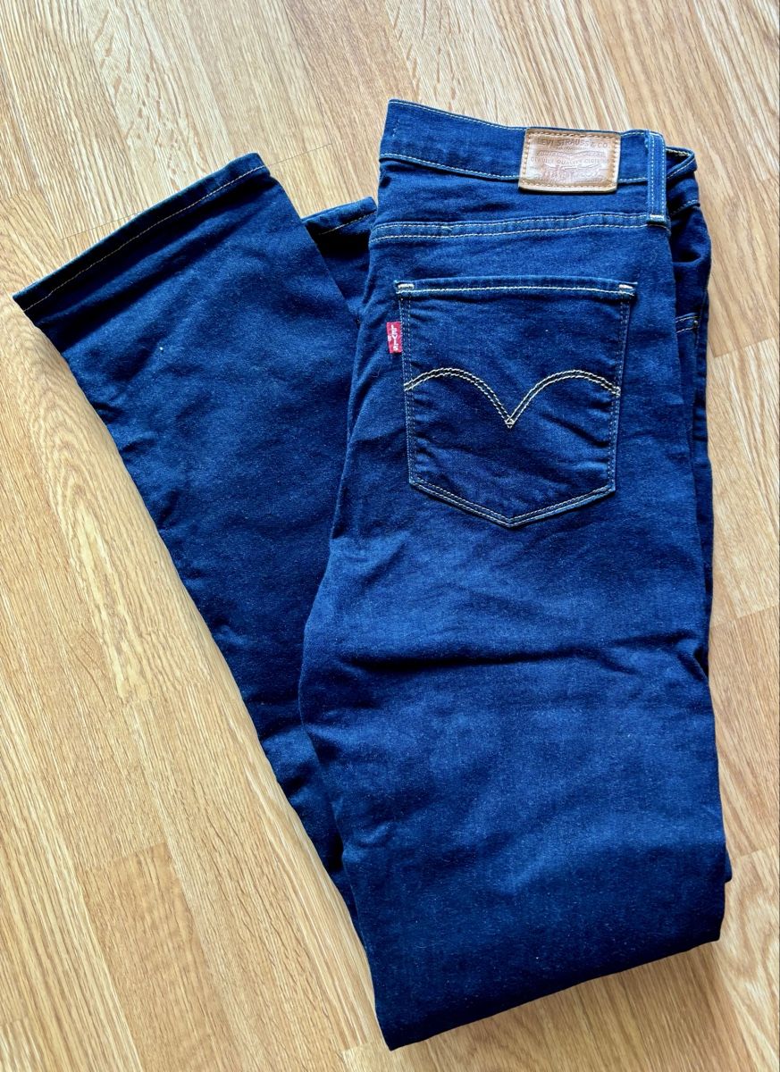 Levi's Jeans: Levis 724 high rise straight 30 – Usato da Meilen venduto da HappyGirl70