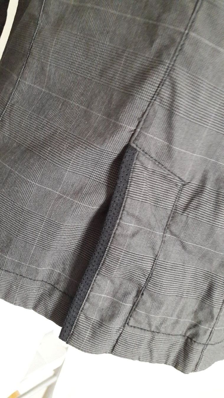 Nile Giacche: Nile Blazer Grau/Schwarz gr,S – Usato da Zofingen venduto da MasterPCI 9