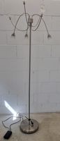 Stehlampe